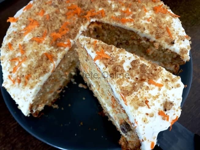 Reteta tort de morcovi (carrot cake)